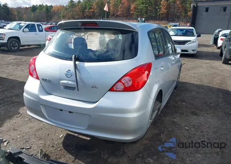 2011 Nissan Versa 1.8Sl z USA, uszkodzony, nr VIN 3N1BC1CP4BL444067